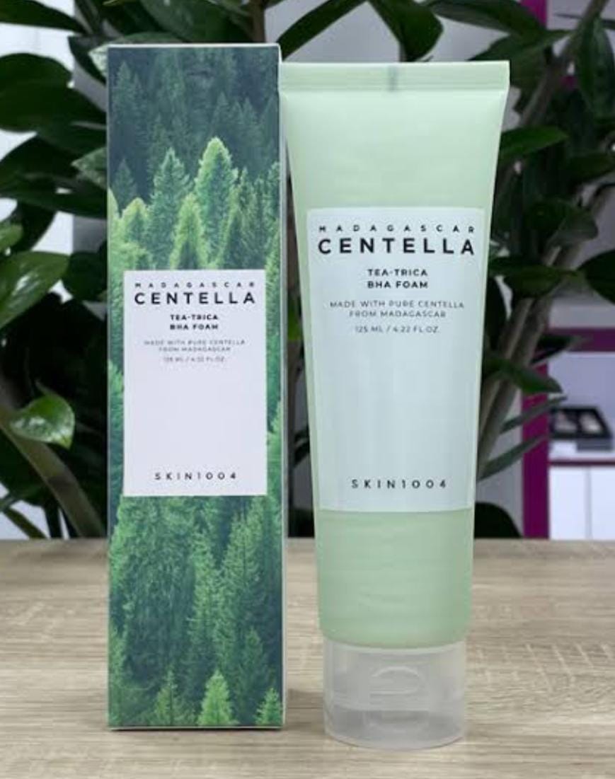SKIN 1004 MADAGASCAR CENTELLA TEA TRICA BHA FOAM (125 ML) 🌿✨