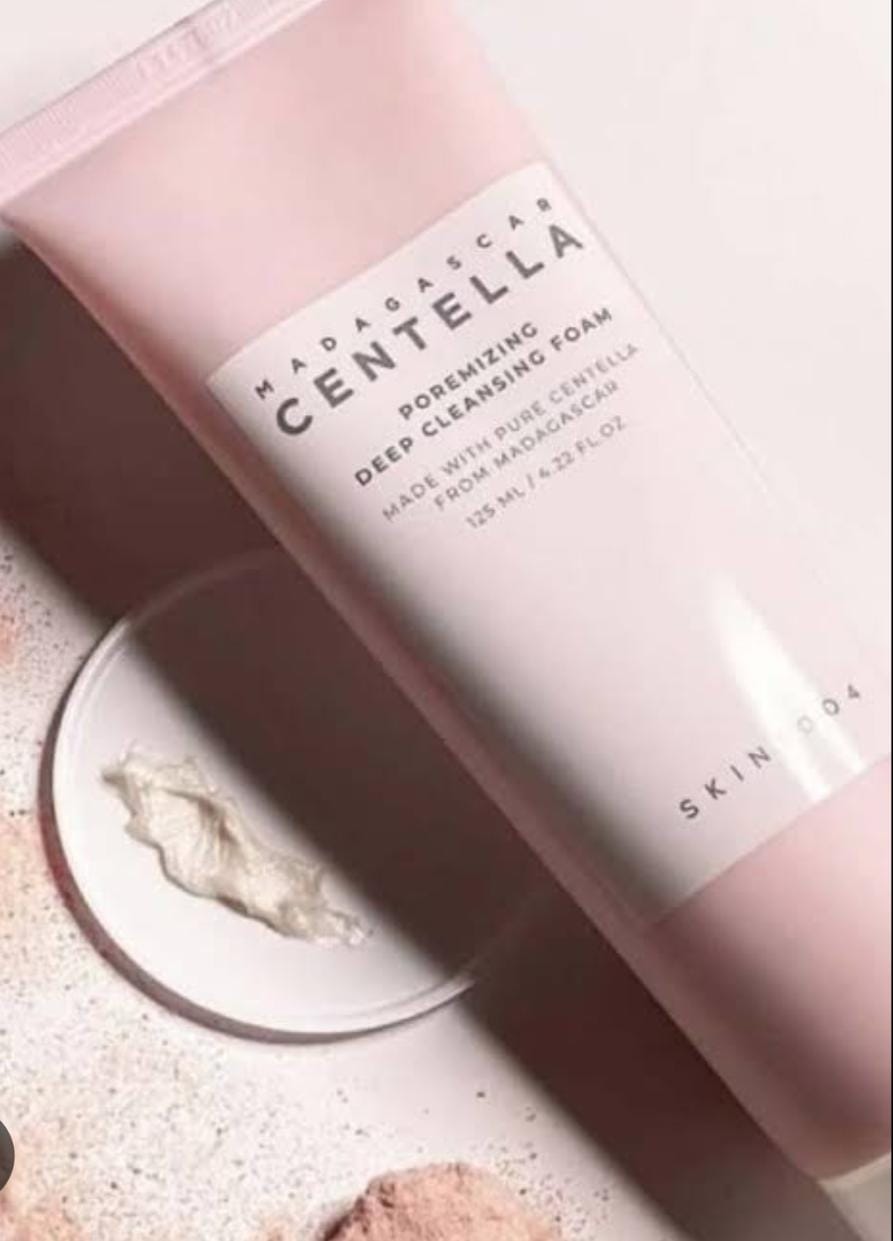 SKIN 1004 CENTELLA POREMIZING DEEP CLEANSING FOAM 150 ML