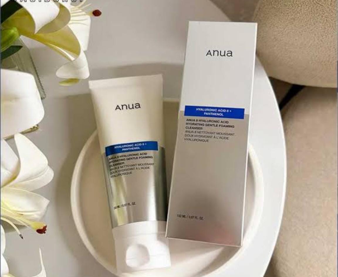 Anua Hyaluronic Acid & Panthenol Hydrating Gentle Foaming Cleanser 150 ML.