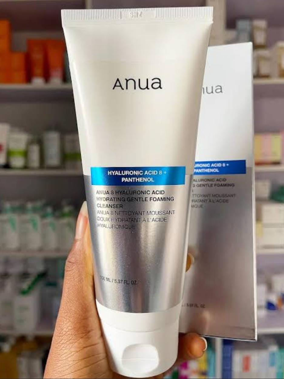 Anua Hyaluronic Acid & Panthenol Hydrating Gentle Foaming Cleanser 150 ML.
